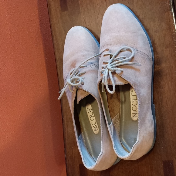 Nicole Shoes - Nicole vtg suede tan women's shoes, sz 6